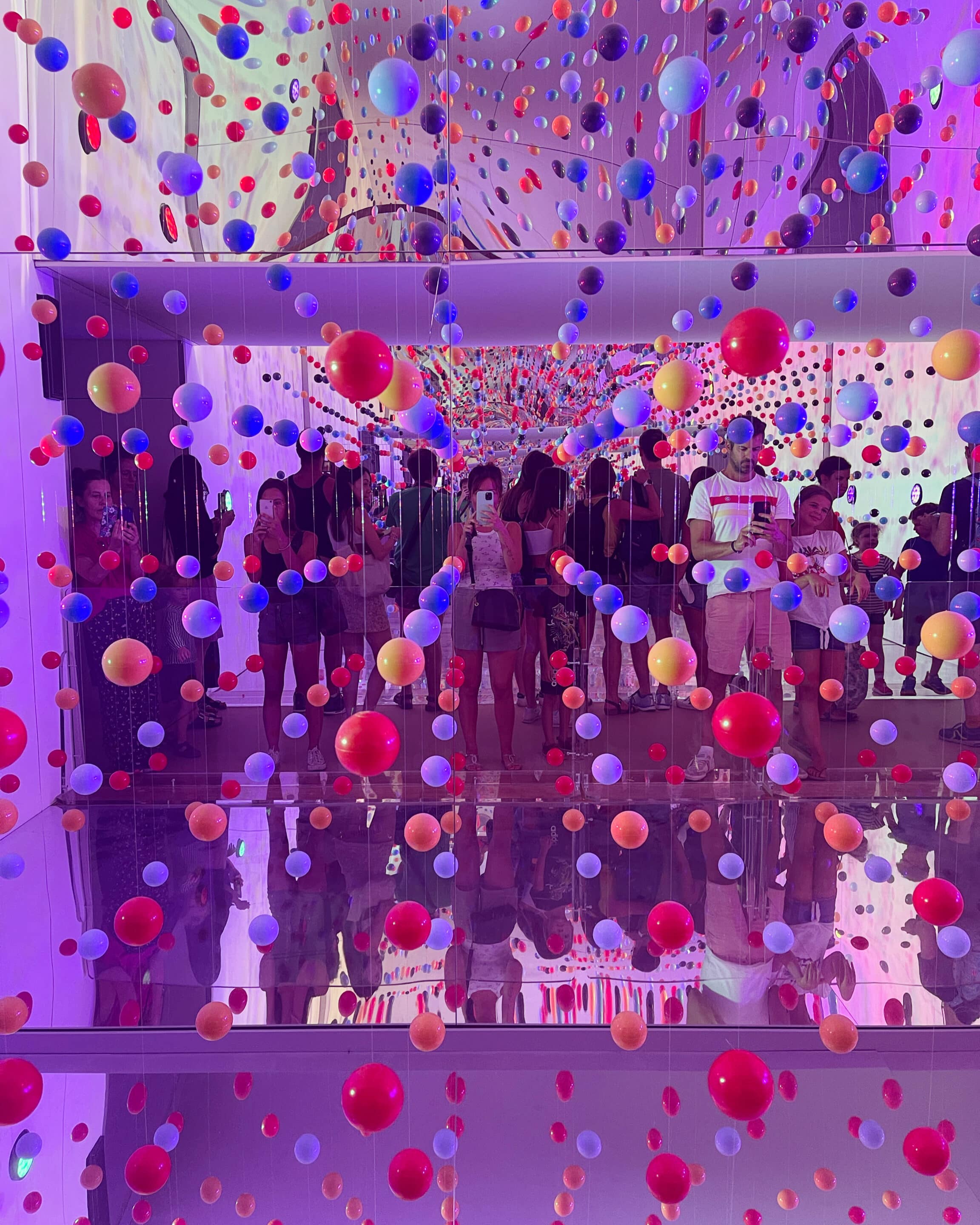 ne pas montrer son visage